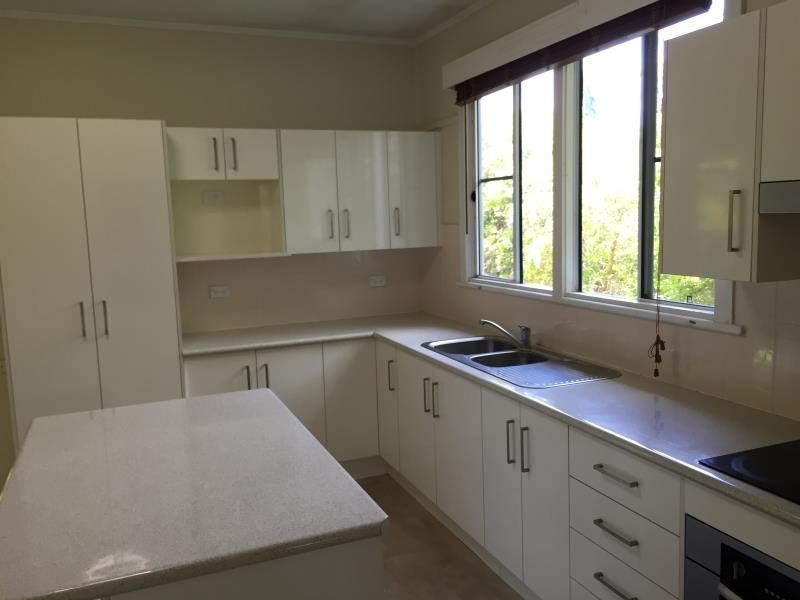 7 Cowap Street, Park Avenue QLD 4701